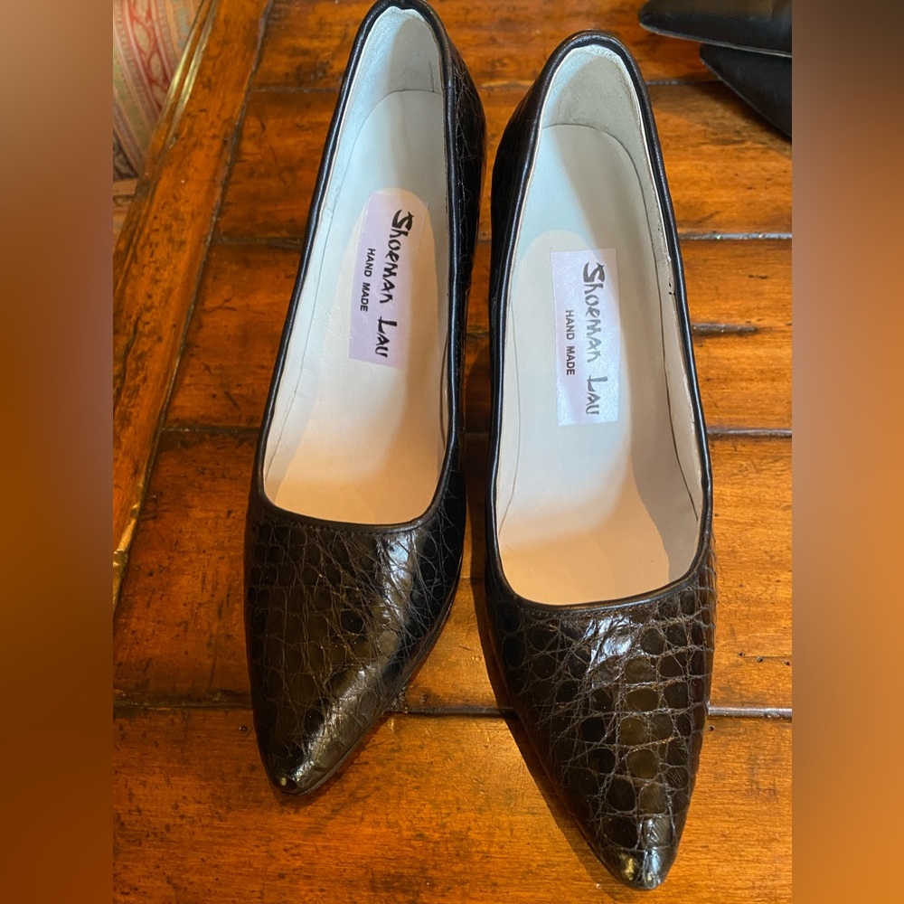 Handmade leather pumps - new